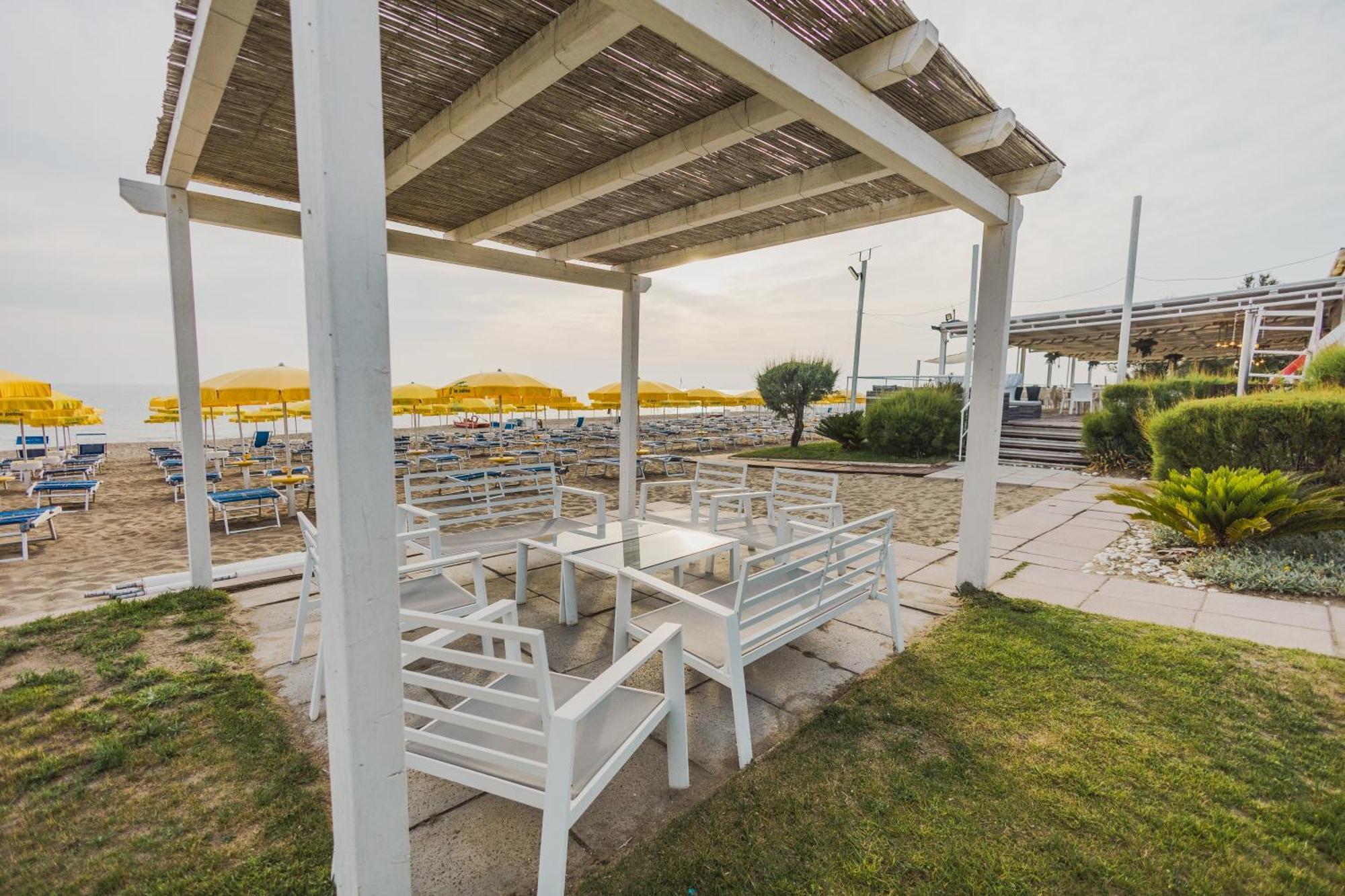 Hotel Le Palme Paestum Eksteriør bilde